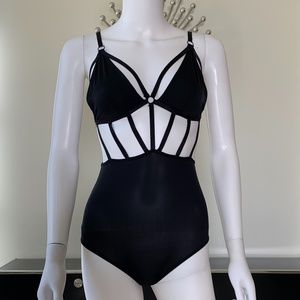 BEAUTIFULL BLACK BIKINI